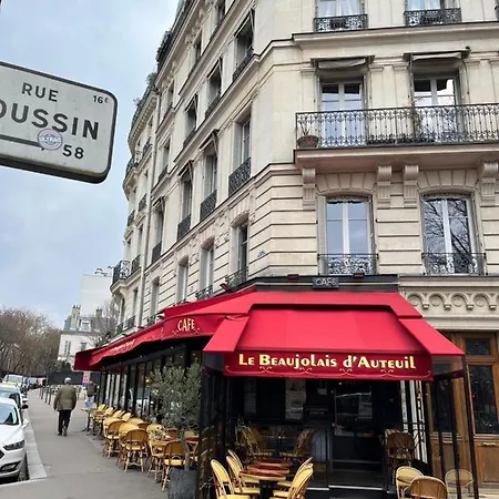 Porte D'auteuil 2 Bedroom Appartamento *